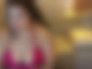 BELLABIGTITS's Live Sex Cam Show