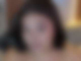 BELLABIGTITS's Live Sex Cam Show