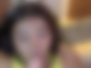 BELLABIGTITS's Live Sex Cam Show
