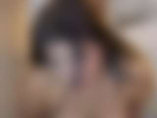 BELLABIGTITS's Live Sex Cam Show