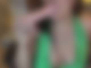 Live cam show with BELLABIGTITS - New Brown Eyes on Camming Site