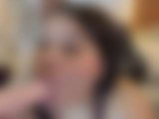 BELLABIGTITS's Live Sex Cam Show