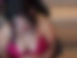 BELLABIGTITS's Live Sex Cam Show