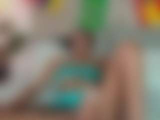 CandyLips4's Live Sex Cam Show