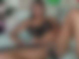 CandyLips4's Live Sex Cam Show