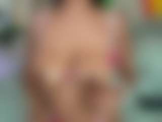 CandyLips4's Live Sex Cam Show