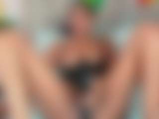 CandyLips4's Live Sex Cam Show