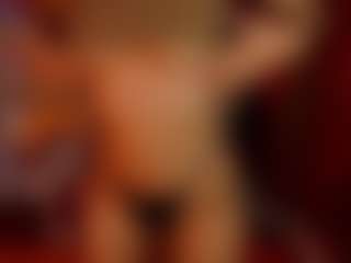 Live cam show with CATALELLA - New Tattoos on StripNow