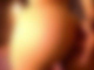 Live cam show with CATALELLA - Moaning on Camsoda