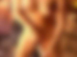 Live cam show with CATALELLA - Moaning on Camsoda