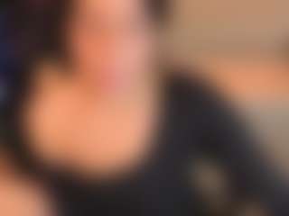 Live cam show with SWEETCHARLOTT - Skinny on AdultVida.com