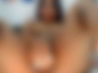 LUNA-MARIN's Live Sex Cam Show