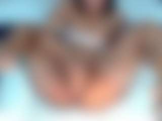 LUNA-MARIN's Live Sex Cam Show