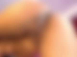 LUNA-MARIN's Live Sex Cam Show