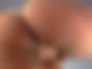 LUNA-MARIN's Live Sex Cam Show