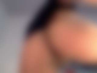 LUNA-MARIN's Live Sex Cam Show
