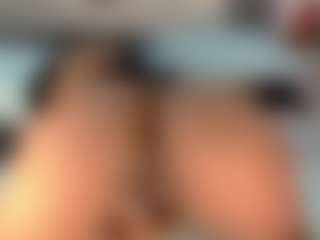 Live cam show with LUNA-MARIN - Solo on Strip Flash - Live Sex Shows