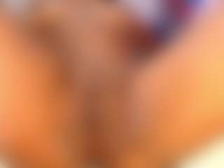 LUNA-MARIN's Live Sex Cam Show