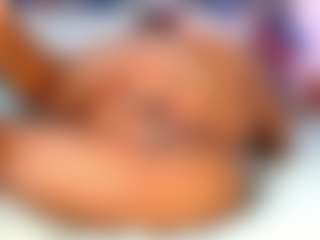 LUNA-MARIN's Live Sex Cam Show