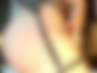Live cam show with Mackenziie - Fingers on Taboo Cams XXX