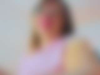 Live cam show with MaylinRosse - New Small Tits on Dare Cams