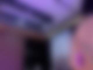 MelodyPrice's Live Sex Cam Show