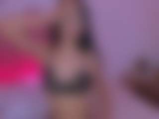 Live cam show with MelodyPrice - Sexy on Camsoda