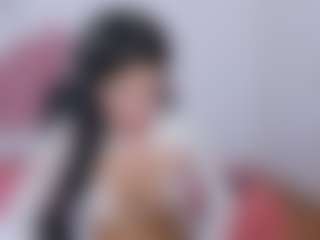 Live cam show with MelodyPrice - Moaning on AdultVida.com