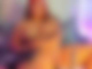 Live cam show with VannessaVelazquez - New Young Adult on Soda Cam