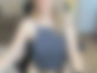 SquirtNalia's Live Sex Cam Show