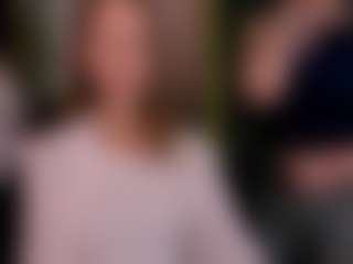 Live cam show with amelia-blaze - Strip on Cam Slut