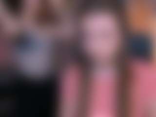 Live cam show with amelia-blaze - Strip on CamSextacy