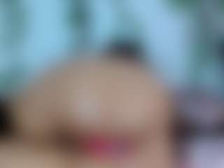Live cam show with angelitanoir18 - Tittyfuck on Gym Cam Girls