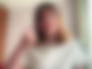 Live cam show with Kate - Brown Eyes on CamClone