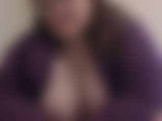 Live cam show with BBWLittleBear - Nora on StripNow