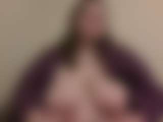 BBWLittleBear's Live Sex Cam Show