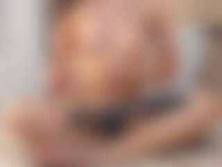 Live cam show with Cristine-Colins - Teen (18+) on Milfs Live