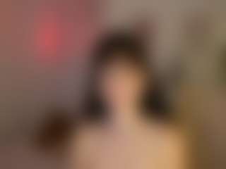 Live cam show with DaisyLowe - Public on Gym Cam Girls