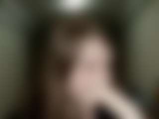 Live cam show with ElbaWidmaier - Teen (18+) on Streamer API