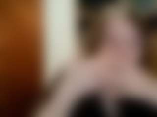 ElbaWidmaier's Live Sex Cam Show