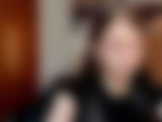 Live cam show with ElbaWidmaier - Petite on SpunkLive