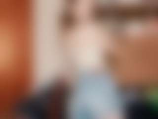 Live cam show with ElbaWidmaier - Cute on camwithhim.com