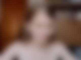 Live cam show with ElbaWidmaier - Blonde Hair on Chatstar