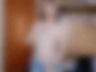 Live cam show with ElbaWidmaier - Blonde Hair on SpankPalCams
