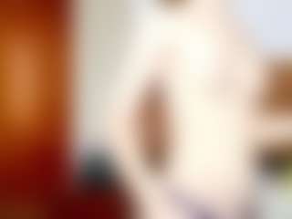 Live cam show with ElbaWidmaier - Green Eyes on Camsoda