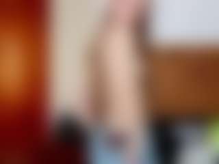 Live cam show with ElbaWidmaier - Blue Eyes on Camsoda