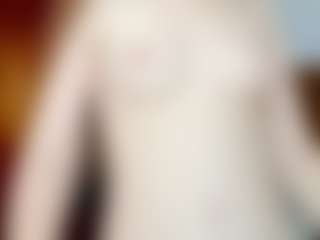 Live cam show with ElbaWidmaier - Solo on Camsoda