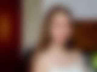 Live cam show with ElbaWidmaier - Green Eyes on Camsoda