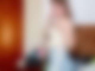 Live cam show with ElbaWidmaier - Bedroom Blonde Hair on madthumbs