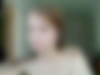Live cam show with ElbaWidmaier - Green Eyes on slutload